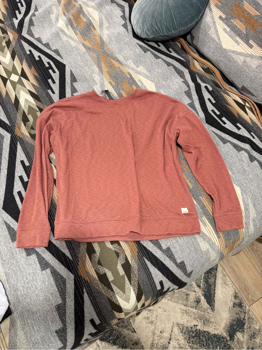 Vuori sweatshirt